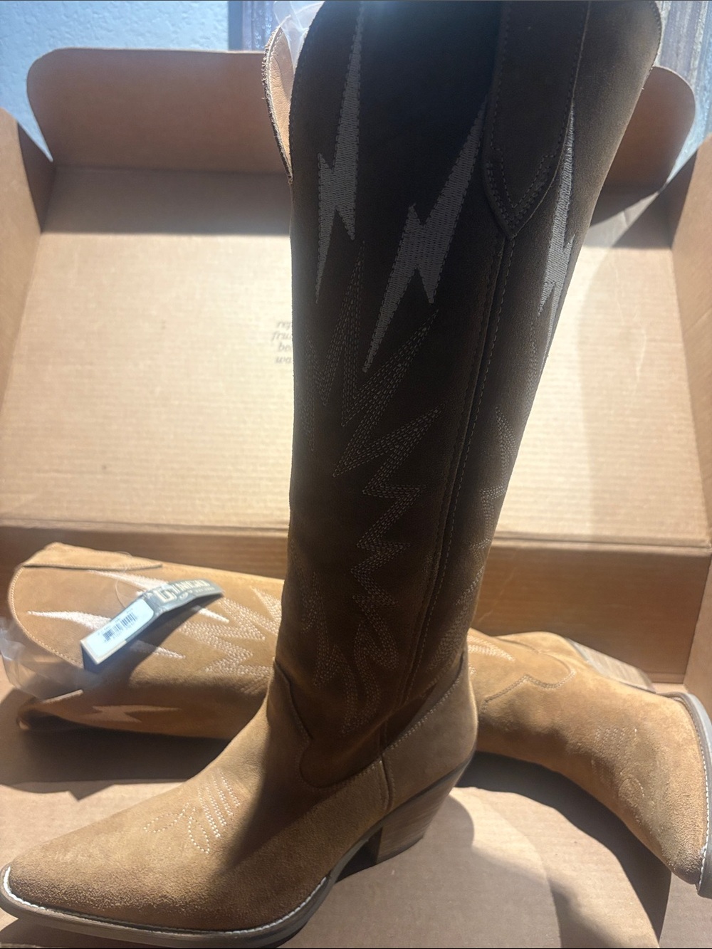 Dingo boots tan 7.5 NWT - Picture 2 of 3